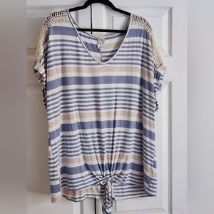 Naif short sleeve tie front T-shirt. Blue and beige stripes. Size 2x.